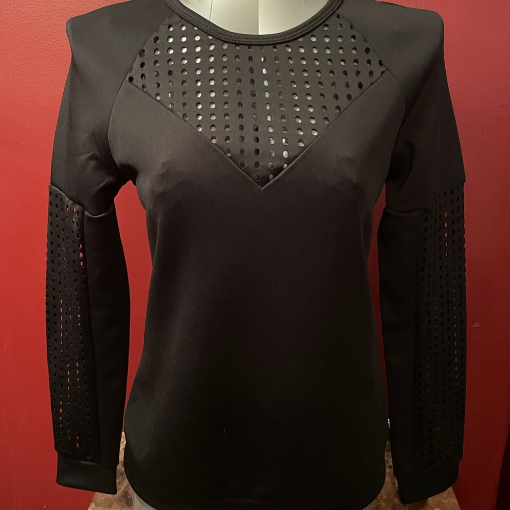 NWT FABLETICS XS BLACK TILLY SWEATSHIRT long sleeve neoprene with mesh accents